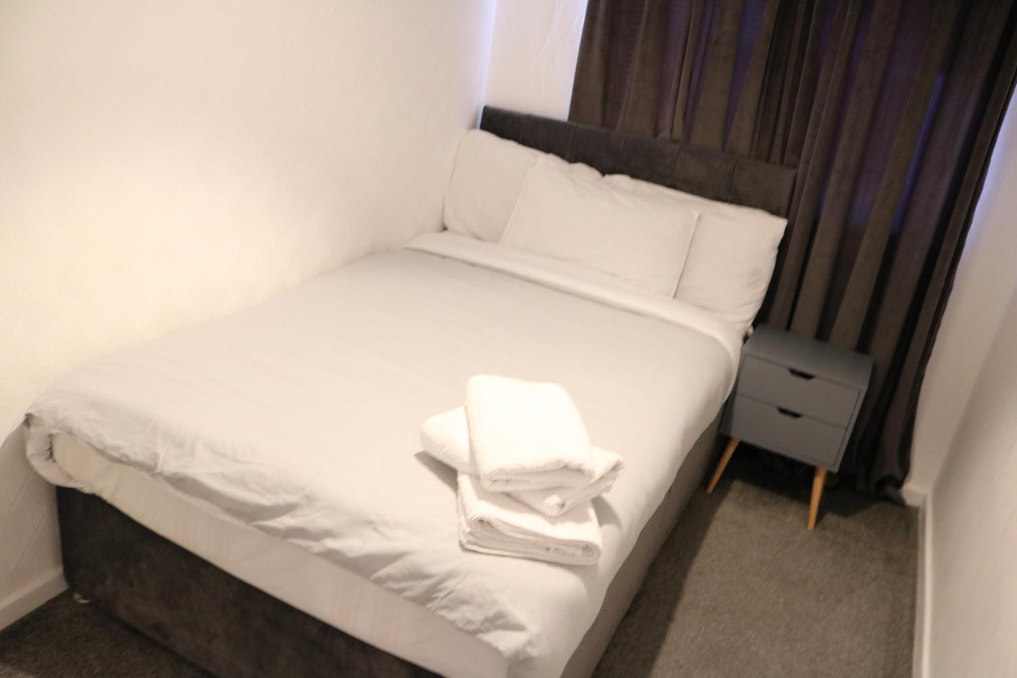 Cosy 2 Bed With Parking Near Piccadilly, Etihad Stadium And Coop Live Sleeps Up To 5 Villa Manchester Kültér fotó
