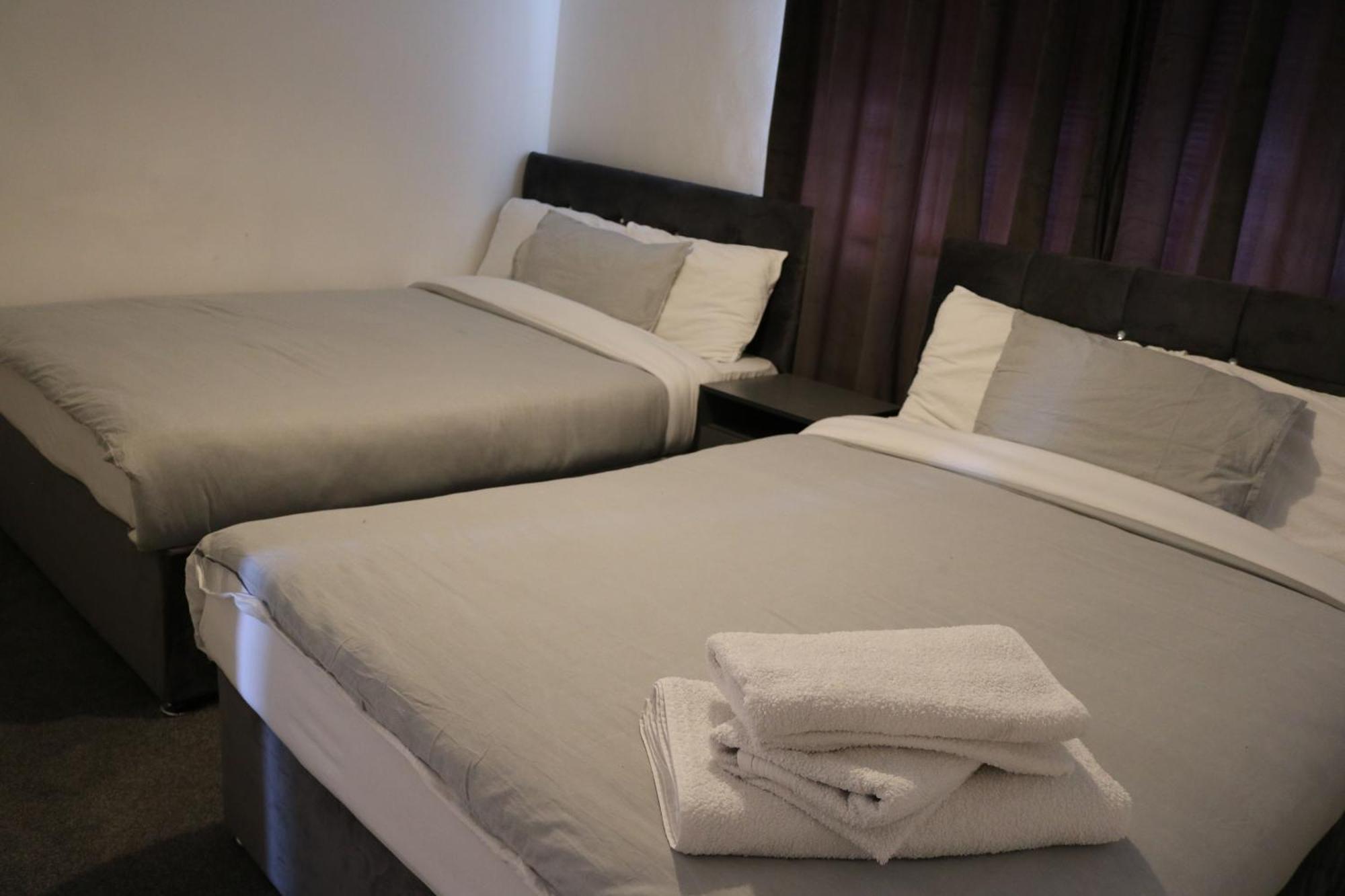 Cosy 2 Bed With Parking Near Piccadilly, Etihad Stadium And Coop Live Sleeps Up To 5 Villa Manchester Kültér fotó